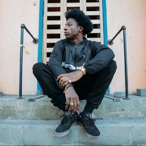 Meet your Posher, Robert